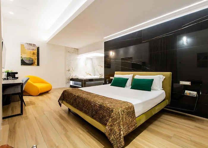 Municipio Luxury Suite Napoli